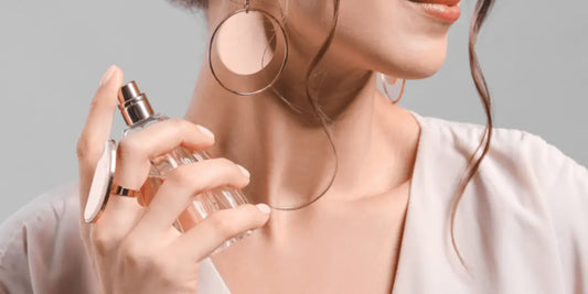 6 Insider Tips to Apply Perfume Like A Pro